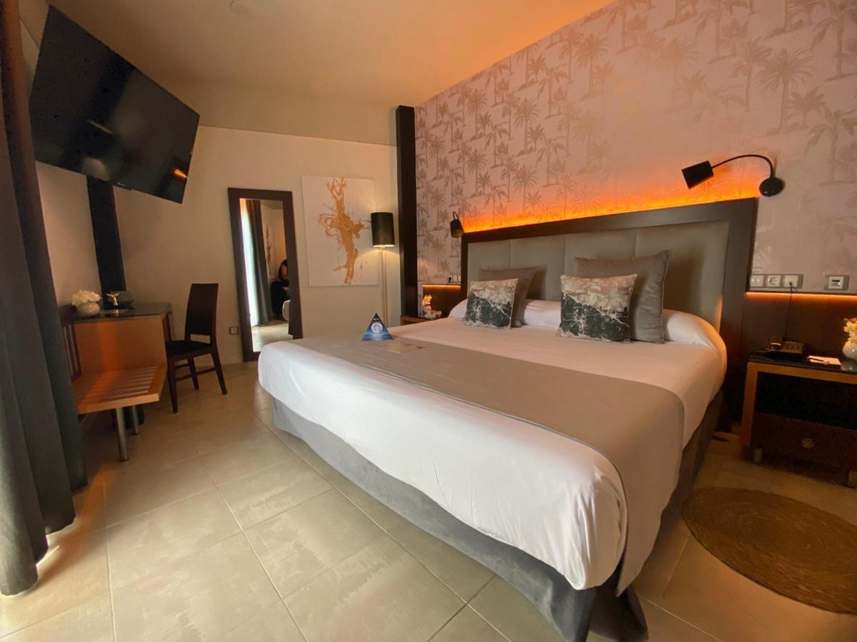ON ALETA ROOM designed for adults Almuñécar Eksteriør billede